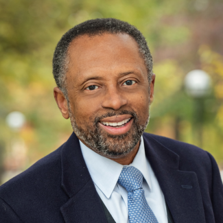 Picture of Earl Lewis